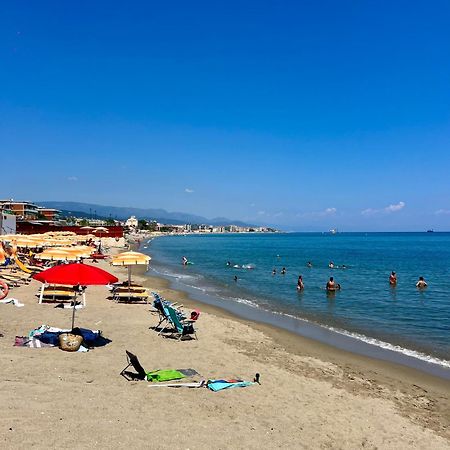 Appartamento Con Accesso Privato Spiaggia Savona Dış mekan fotoğraf