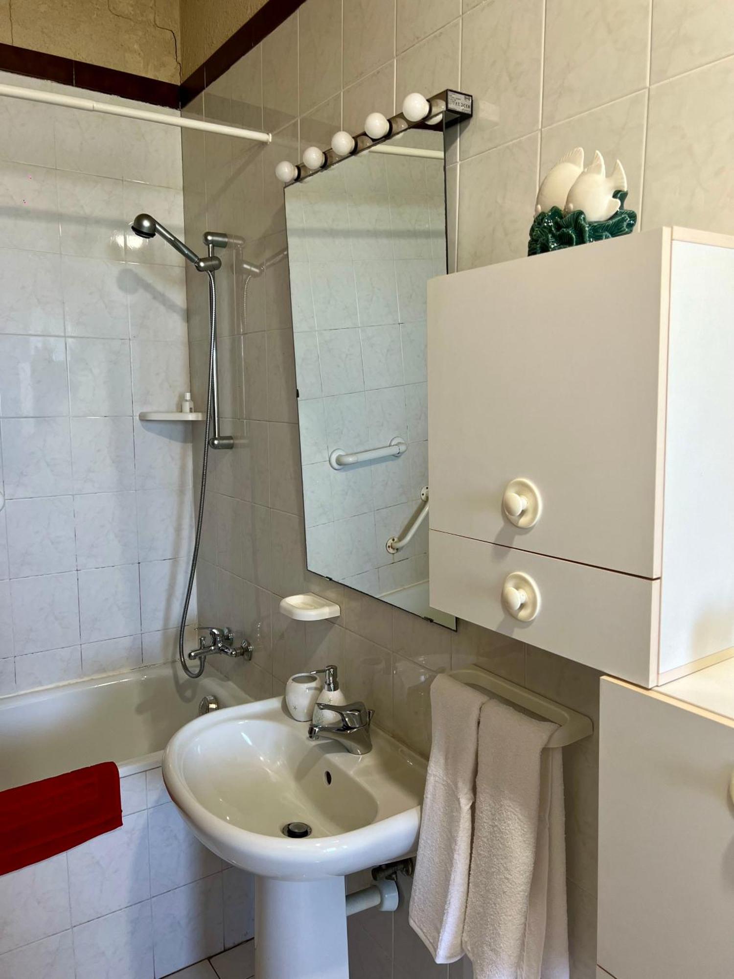 Appartamento Con Accesso Privato Spiaggia Savona Dış mekan fotoğraf